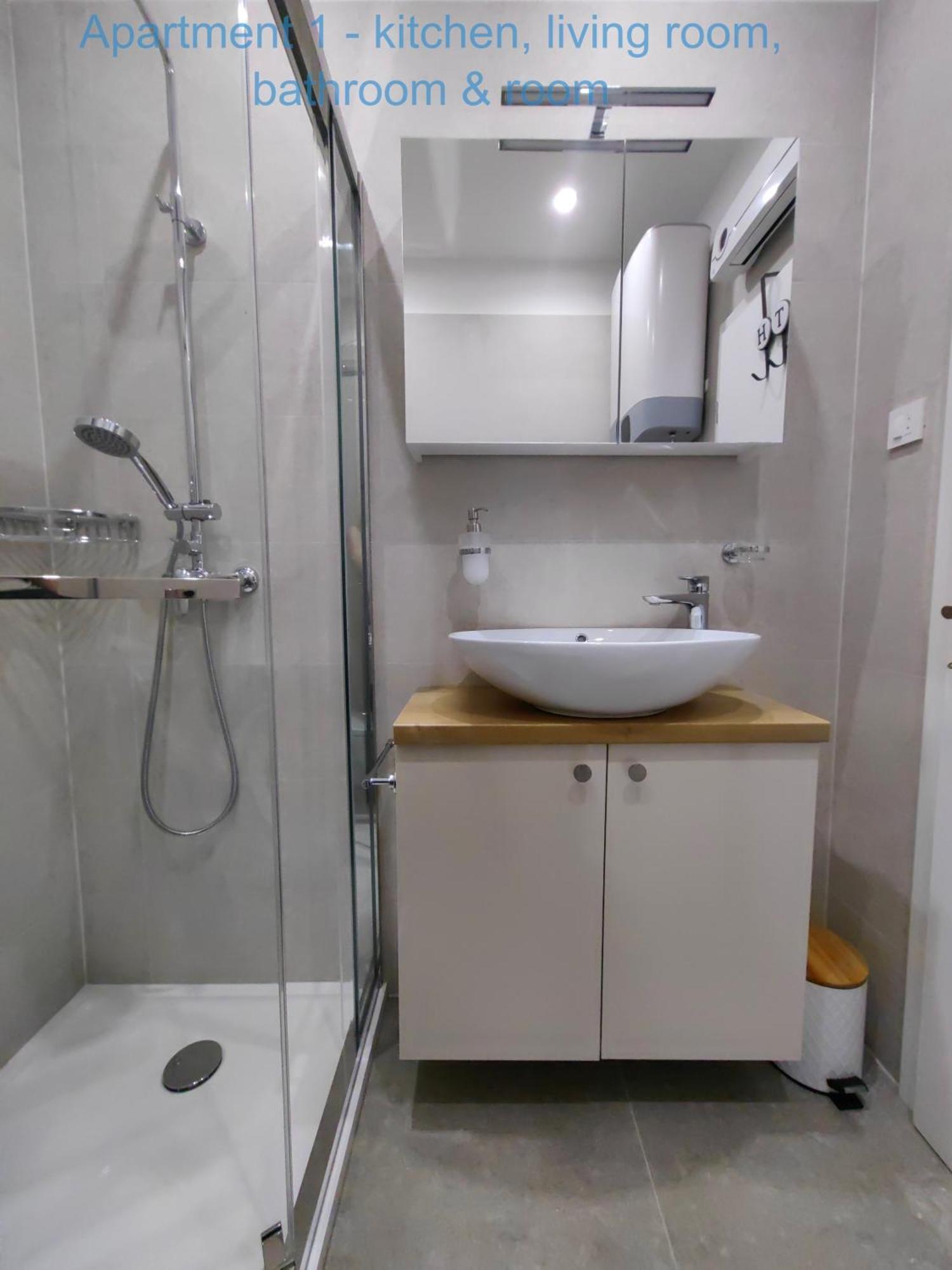 Relax And Enjoy Apartments Сплит Екстериор снимка